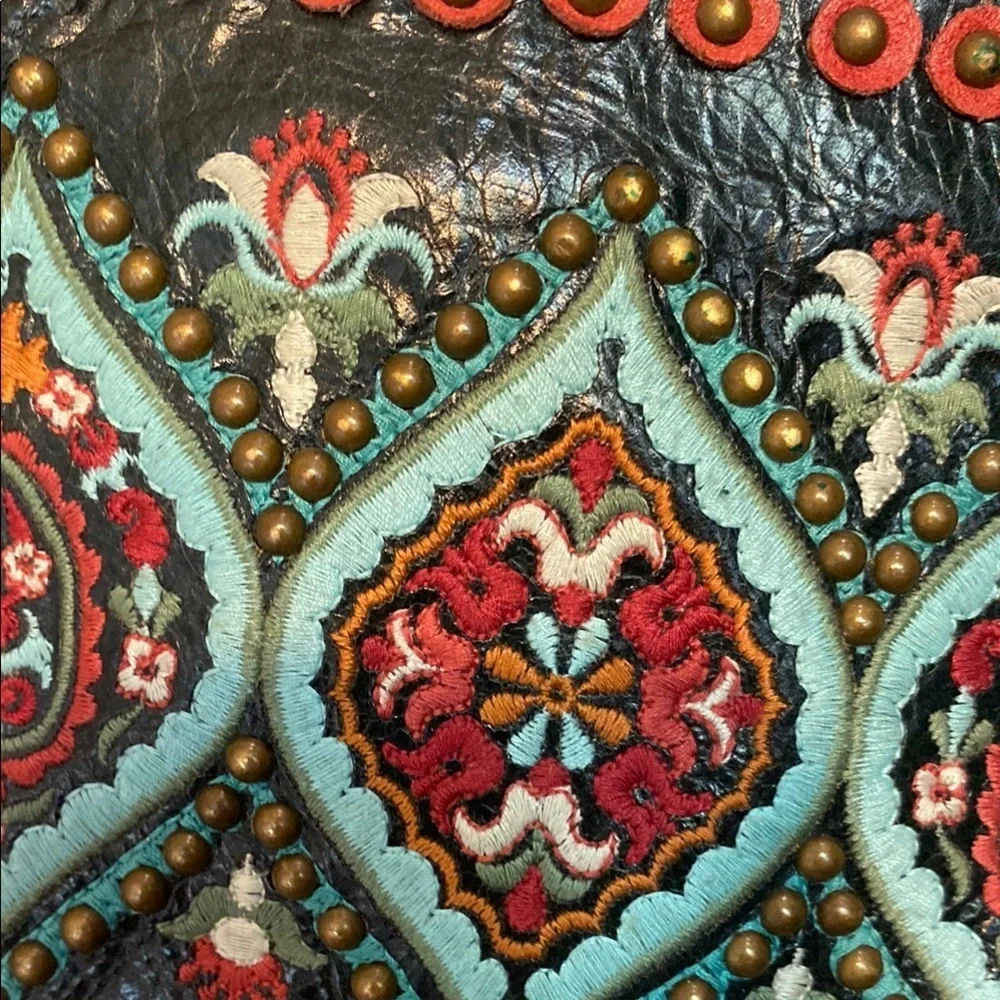 Isabella Fiore Embroidered Wristlet Clutch